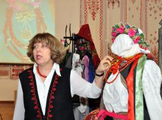 Мирослава Семенова, семінар з традиційного народного костюму 